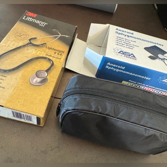 3M Littmann stethoscopes - Picture 6 of 7